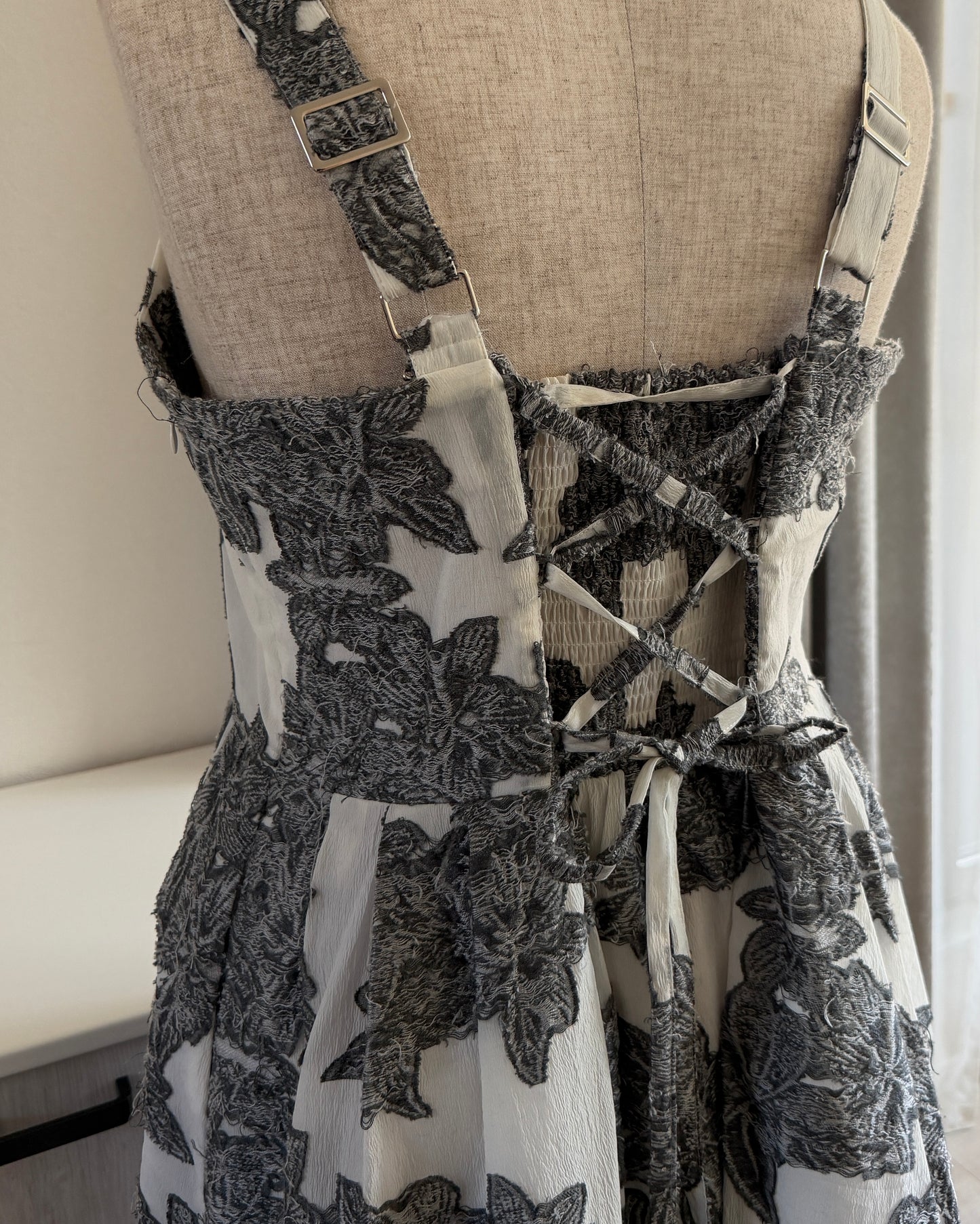 Amaryllis Dress Onepiece