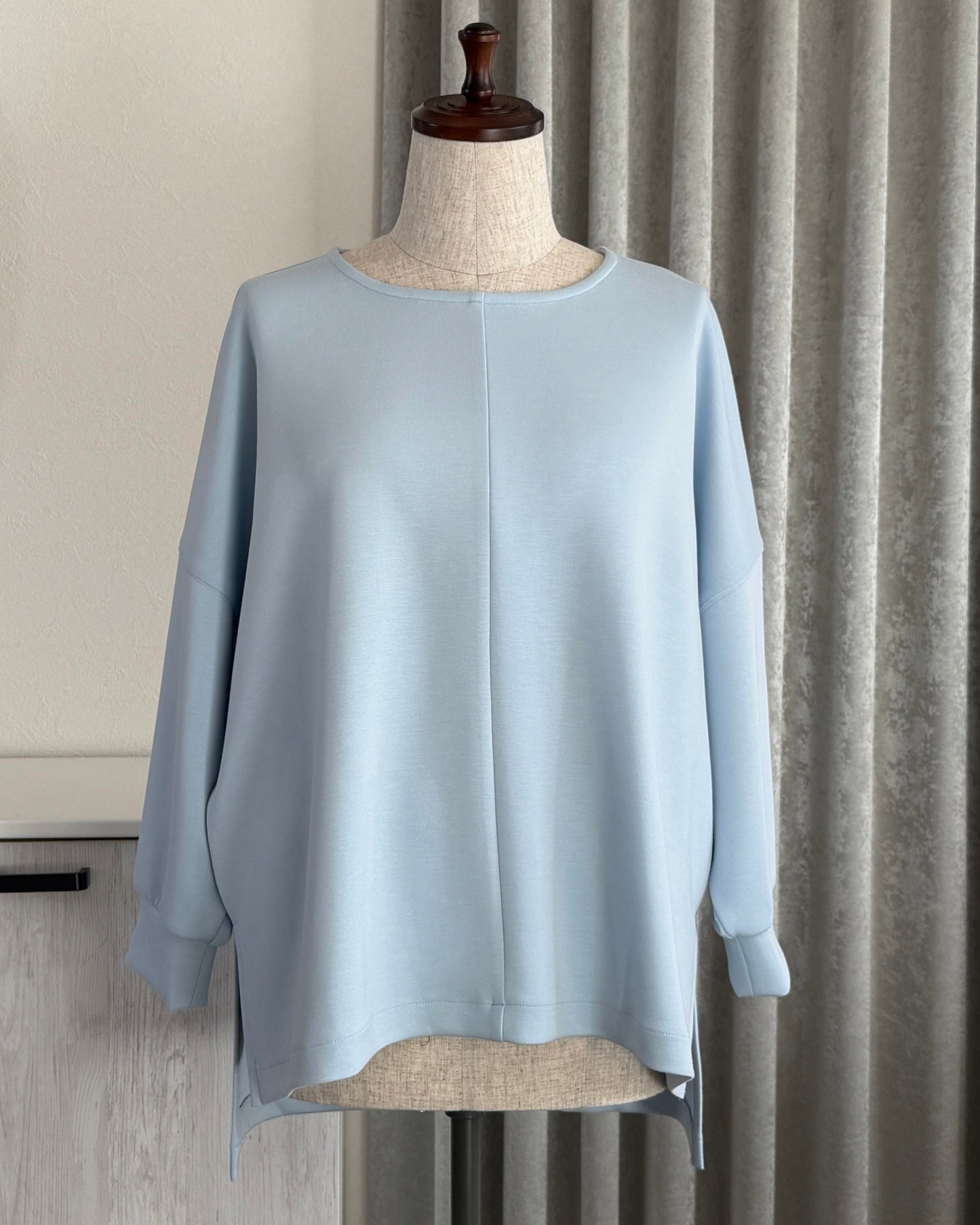 Box Slit Pullover