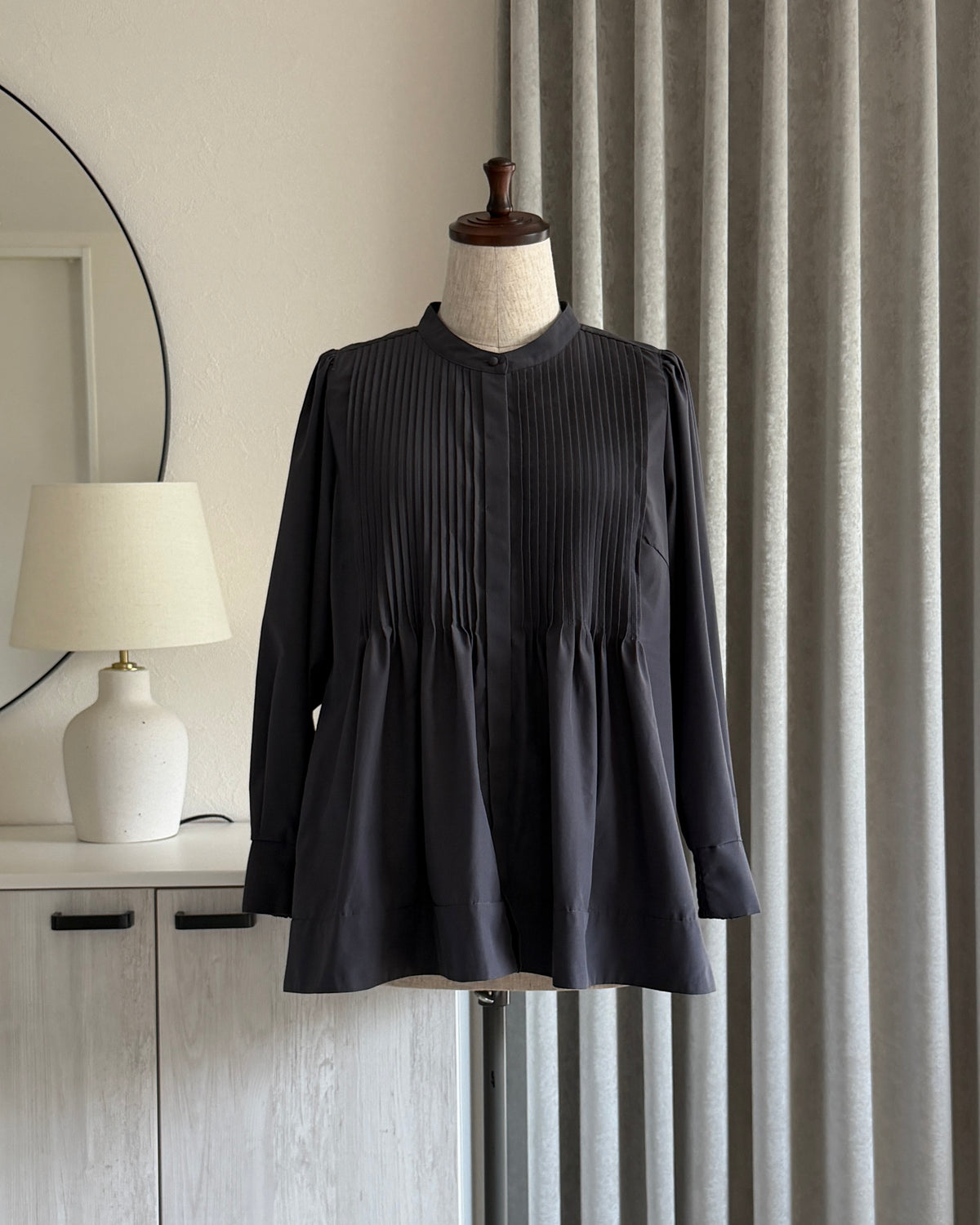 Pintuck Blouse “Millefeuille”