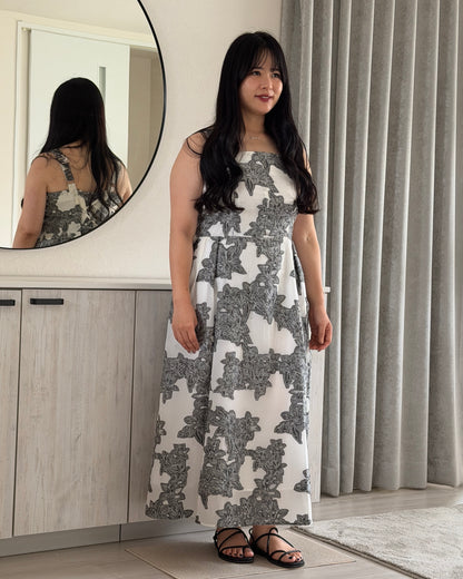Amaryllis Dress Onepiece
