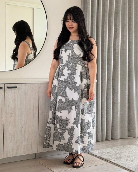 Amaryllis Dress Onepiece