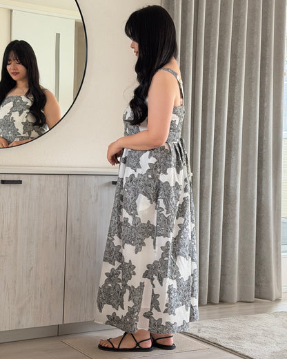 Amaryllis Dress Onepiece