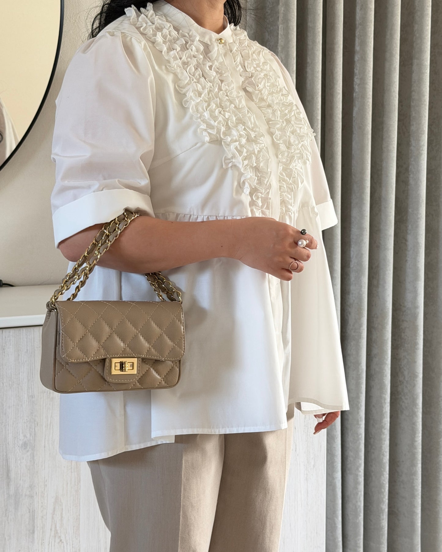 Petal Frill Half-sleeve Blouse