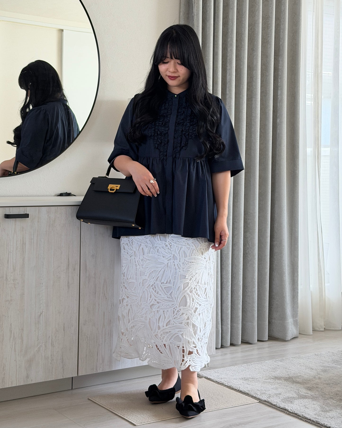 Petal Frill Half-sleeve Blouse