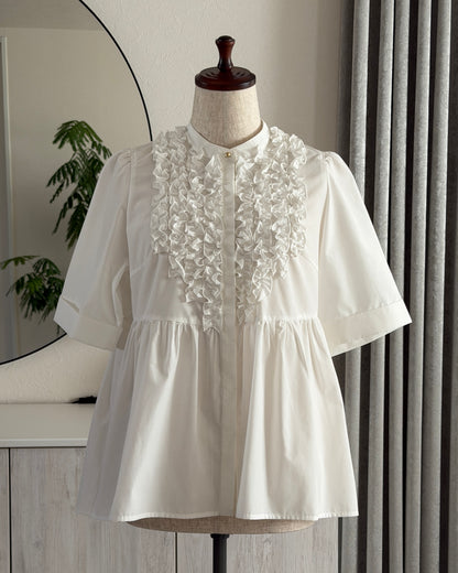 Petal Frill Half-sleeve Blouse