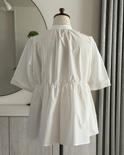 Petal Frill Half-sleeve Blouse