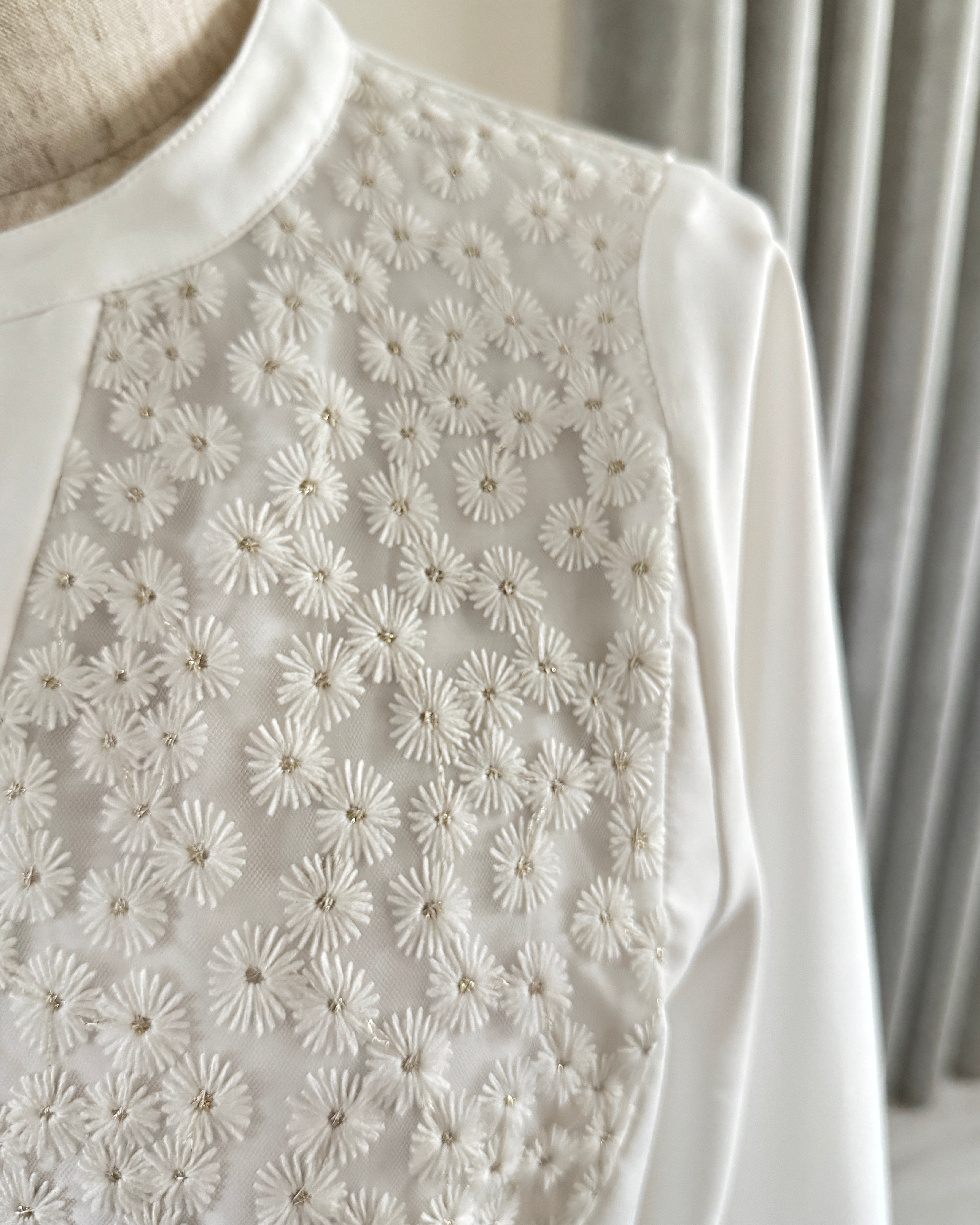 Long Sleeve Blouse “Chamomile（カモミール）” – Jours+